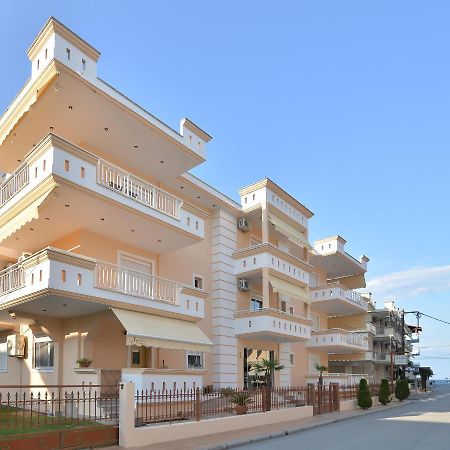 Harikleia Studios Λεπτοκαρυά Εξωτερικό φωτογραφία